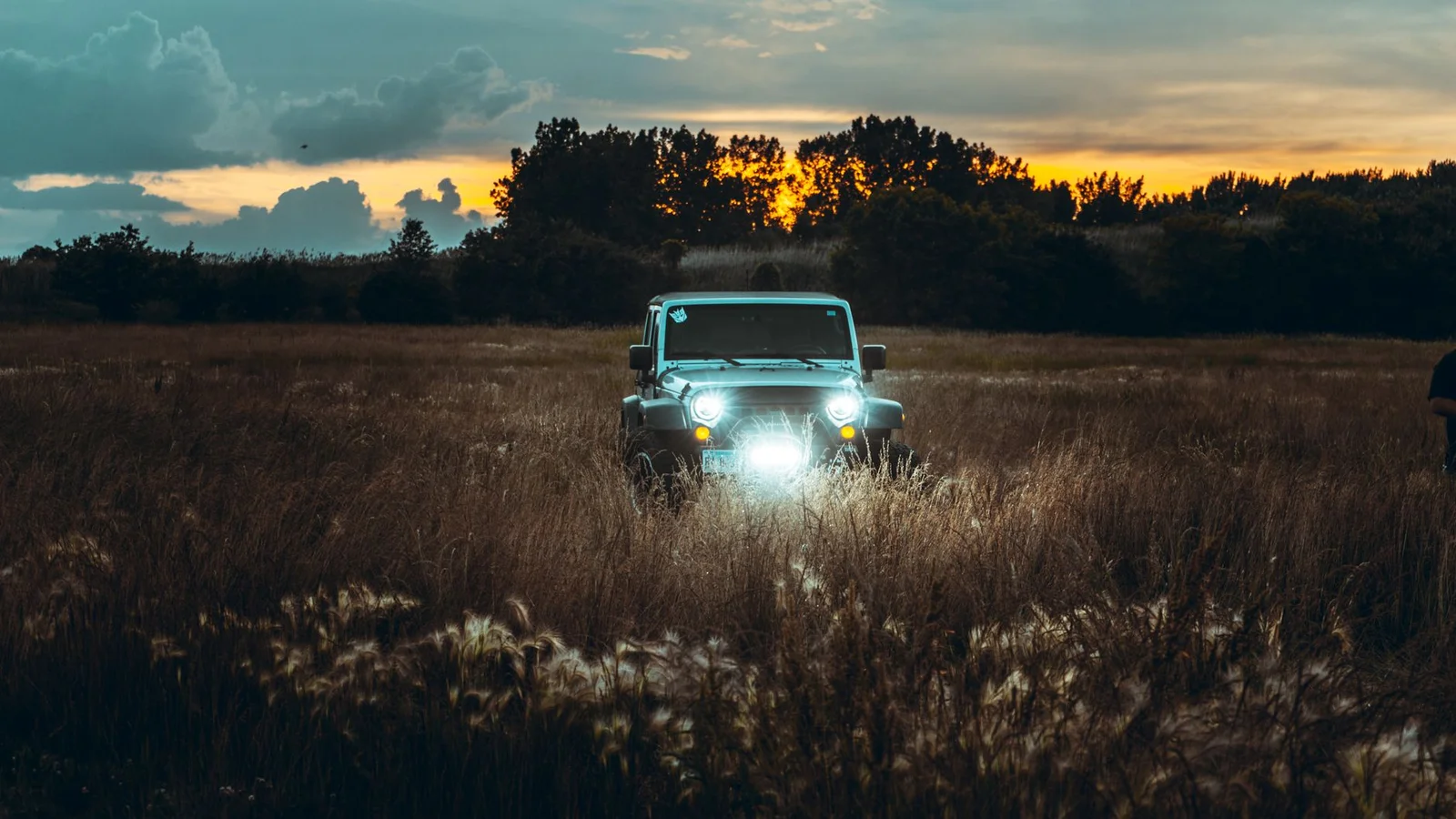 A Jeep Wrangler, a noisy cabin that benefits from deadening